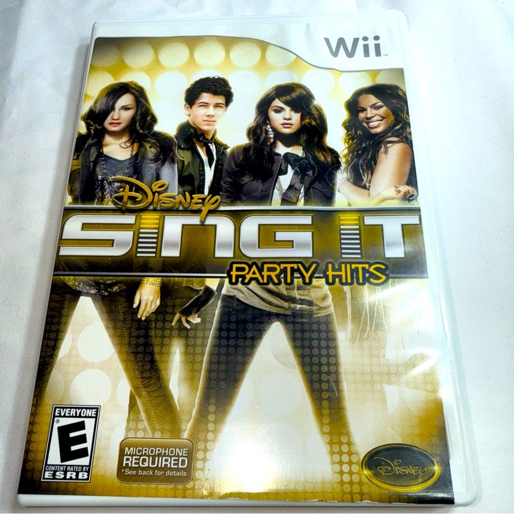 Disney Sing It: Party Hits (Nintendo Wii, 2010) Tested - Working